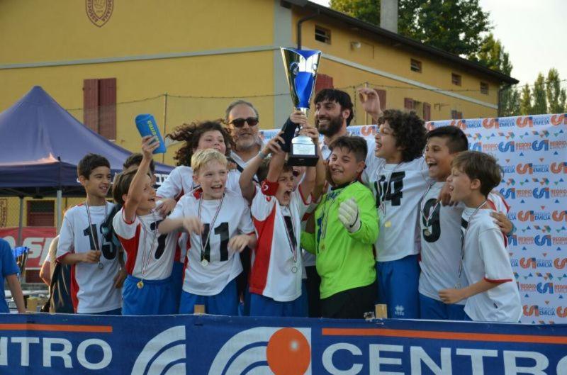 Asd -Sport E Giovani 호텔 Borgofranco d'Ivrea 외부 사진